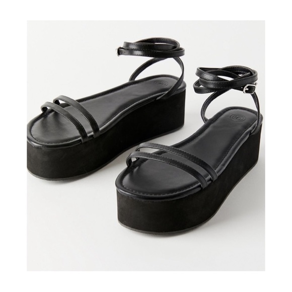 UO Max Strappy Platform Sandal size 9 - Picture 2 of 4